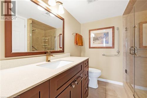 180 Limeridge Road W Unit# 702, Hamilton, ON - Indoor Photo Showing Bathroom