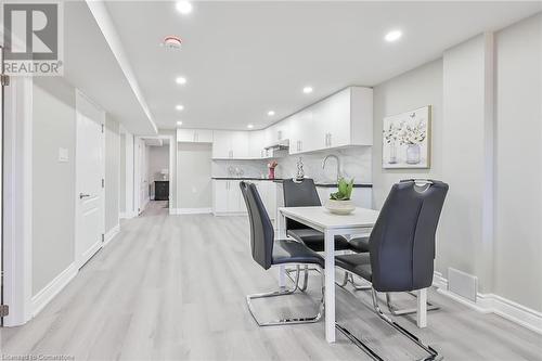 170 Cedardale Avenue, Stoney Creek, ON - Indoor Photo Showing Dining Room