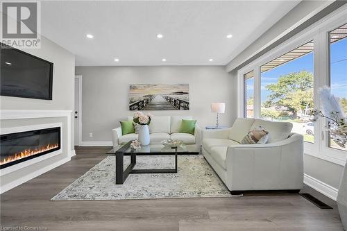 170 Cedardale Avenue, Stoney Creek, ON - Indoor Photo Showing Living Room With Fireplace