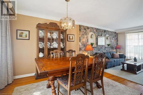 574 Bridle Wood, Burlington, ON - Indoor Photo Showing Dining Room