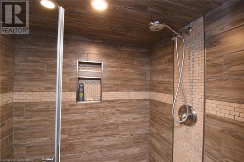 26 Hatton Drive, Ancaster, ON - Indoor Photo Showing Bathroom