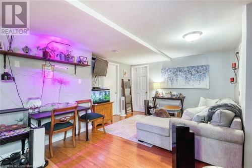 46 Martin Street Unit# 3, Thorold, ON - Indoor Photo Showing Living Room