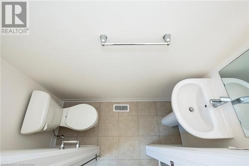 62 Delano Way, Newmarket, ON - Indoor Photo Showing Bathroom