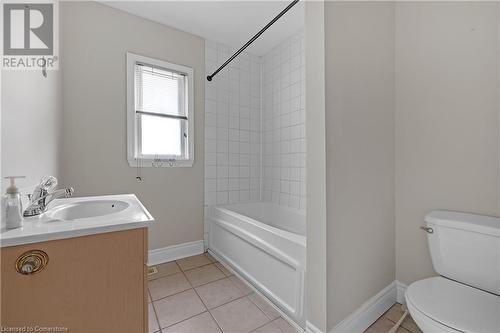 245 Cedardale Avenue, Hamilton, ON - Indoor Photo Showing Bathroom