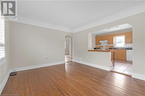 245 Cedardale Avenue, Hamilton, ON - Indoor