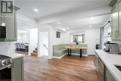 1040 Cedarwood Place, Burlington, ON - Indoor Photo Showing Kitchen