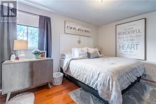 25 Morgan Drive, Caledonia, ON - Indoor Photo Showing Bedroom