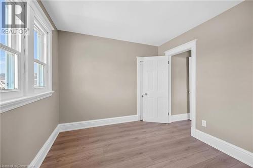 145 Connaught Avenue N, Hamilton, ON - Indoor Photo Showing Other Room