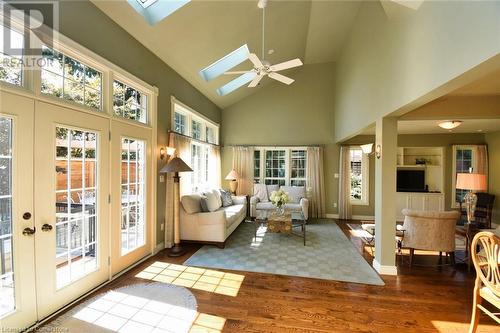 Family Room with sky lights - 24 John Street E, Waterdown, ON - Indoor