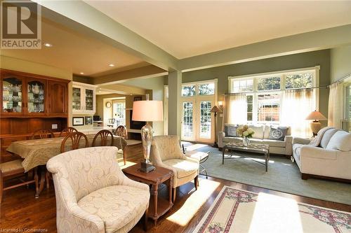 Family Room with Hardwood flooring - 24 John Street E, Waterdown, ON - Indoor Photo Showing Living Room