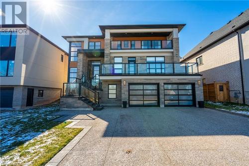 78 Hickory Avenue, Niagara-On-The-Lake, ON - Outdoor With Facade