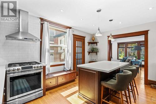 99 Balsam Avenue S, Hamilton, ON - Indoor Photo Showing Kitchen