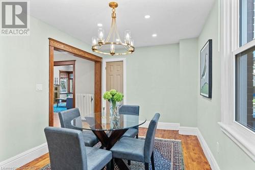 99 Balsam Avenue S, Hamilton, ON - Indoor Photo Showing Dining Room