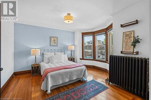 99 Balsam Avenue S, Hamilton, ON - Indoor Photo Showing Bedroom