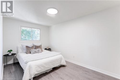 28 Cartier Drive, Thorold, ON - Indoor Photo Showing Bedroom