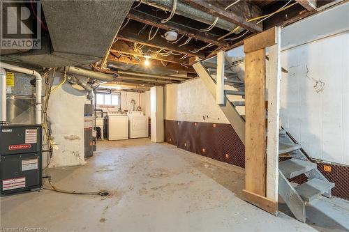 125 Melrose Avenue N, Hamilton, ON - Indoor Photo Showing Basement