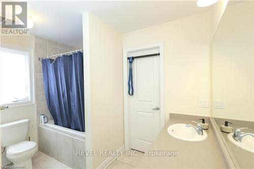 11 Cirillo Street, Brampton (Credit Valley), ON - Indoor Photo Showing Bathroom