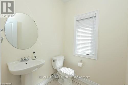 11 Cirillo Street, Brampton, ON - Indoor Photo Showing Bathroom