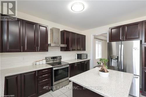 11 Cirillo Street, Brampton, ON - Indoor Photo Showing Kitchen