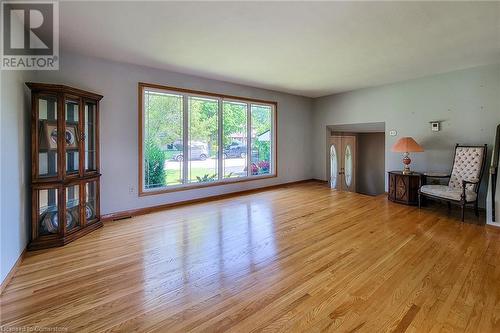 215 Montmorency Drive, Hamilton, ON - Indoor Photo Showing Other Room