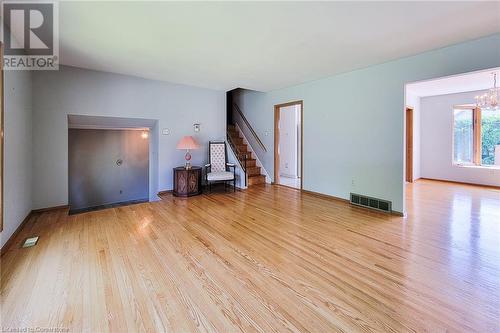 215 Montmorency Drive, Hamilton, ON - Indoor Photo Showing Other Room