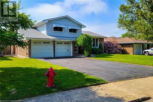 215 Montmorency Drive, Hamilton, ON - Outdoor With Facade