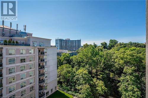 3000 Creekside Drive Unit# 801, Dundas, ON - Outdoor