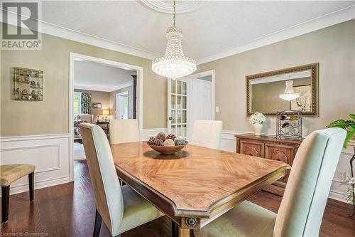 1650 Kerns Road, Burlington, ON - Indoor Photo Showing Dining Room