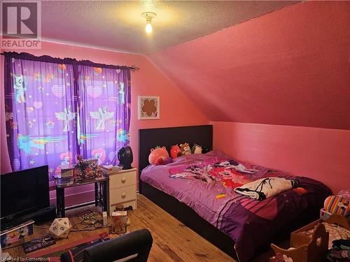 295 Killaly Street E, Port Colborne, ON - Indoor Photo Showing Bedroom