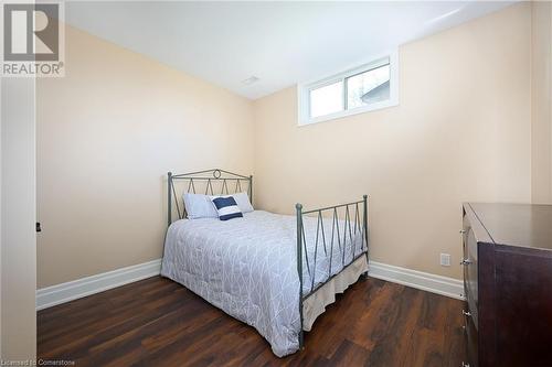 1897 Concession 8 Road W, Hamilton, ON - Indoor Photo Showing Bedroom