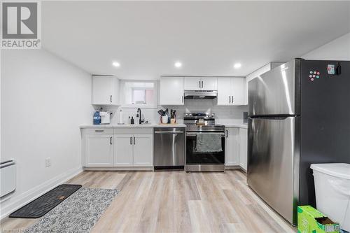 132 Holton Avenue S, Hamilton, ON - Indoor Photo Showing Kitchen