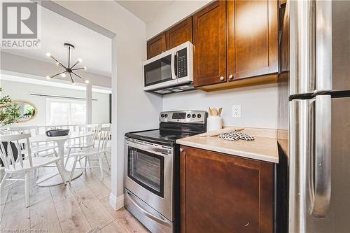 12 Naples Court, Thorold, ON - Indoor Photo Showing Kitchen