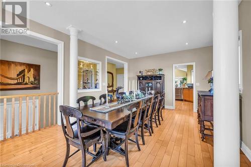 45 Bell Avenue, Grimsby, ON - Indoor Photo Showing Dining Room