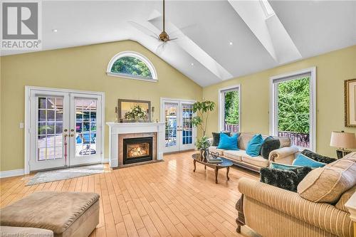 45 Bell Avenue, Grimsby, ON - Indoor Photo Showing Living Room With Fireplace