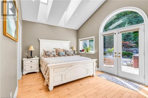 45 Bell Avenue, Grimsby, ON - Indoor Photo Showing Bedroom