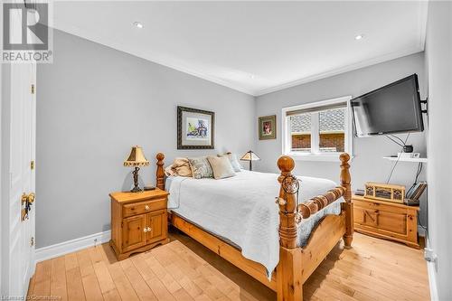 45 Bell Avenue, Grimsby, ON - Indoor Photo Showing Bedroom