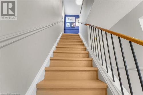 2258 Manchester Drive, Burlington, ON - Indoor Photo Showing Other Room