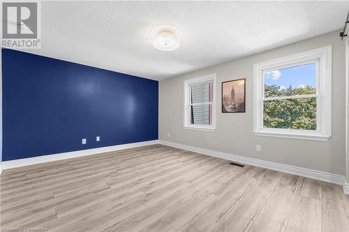 2258 Manchester Drive, Burlington, ON - Indoor Photo Showing Other Room