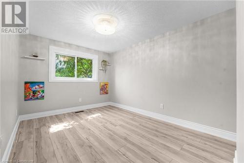 2258 Manchester Drive, Burlington, ON - Indoor Photo Showing Other Room