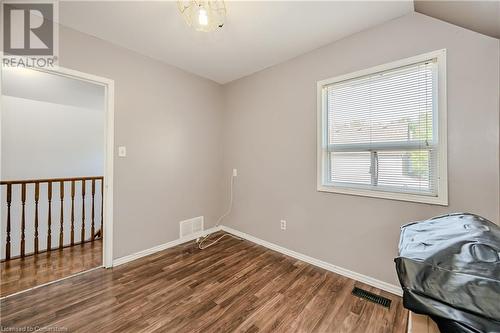 25 Brant Street, Hamilton, ON - Indoor