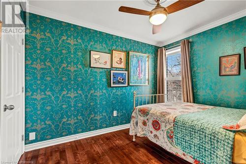 17 Avalon Place, Hamilton, ON - Indoor Photo Showing Bedroom