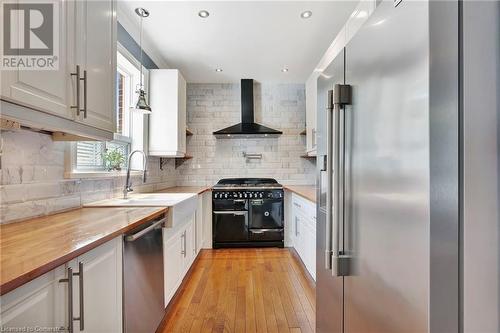 167 William Street, Brantford, ON - Indoor Photo Showing Kitchen With Upgraded Kitchen