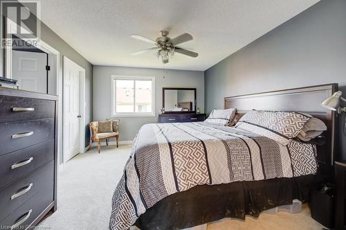 4045 Upper Middle Road Unit# 38, Burlington, ON - Indoor Photo Showing Bedroom