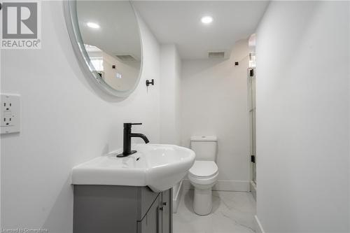 29 Northgate Drive Unit# 3, Hamilton, ON - Indoor Photo Showing Bathroom