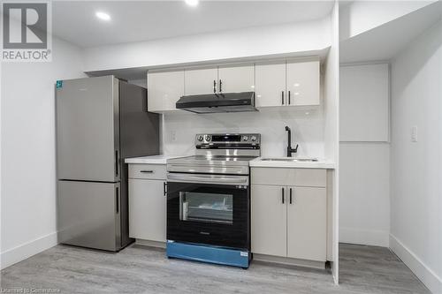 29 Northgate Drive Unit# 2, Hamilton, ON - Indoor Photo Showing Kitchen