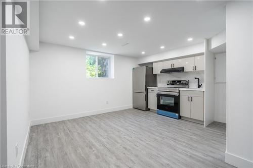 29 Northgate Drive Unit# 2, Hamilton, ON - Indoor Photo Showing Kitchen