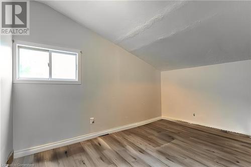 15 Agnes Street, Hamilton, ON - Indoor Photo Showing Other Room