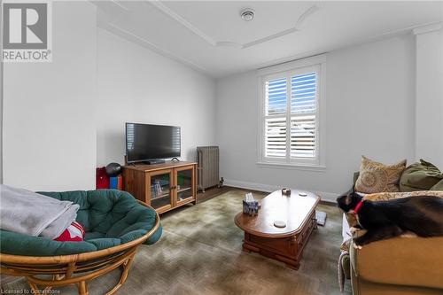 27 Mountain Street, Grimsby, ON - Indoor Photo Showing Living Room