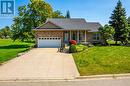 1 Meadowlea Court, Caledonia, ON  - Outdoor With Deck Patio Veranda With Facade 