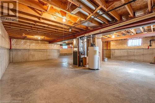 1 Meadowlea Court, Caledonia, ON - Indoor Photo Showing Basement